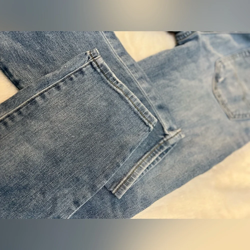 🖤 Men’s American Eagle Distressed Jeans